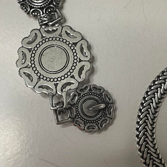 Mixed metals chain belt primarily silver tone medium large NECKLACE jewelry - Picture 4 of 5